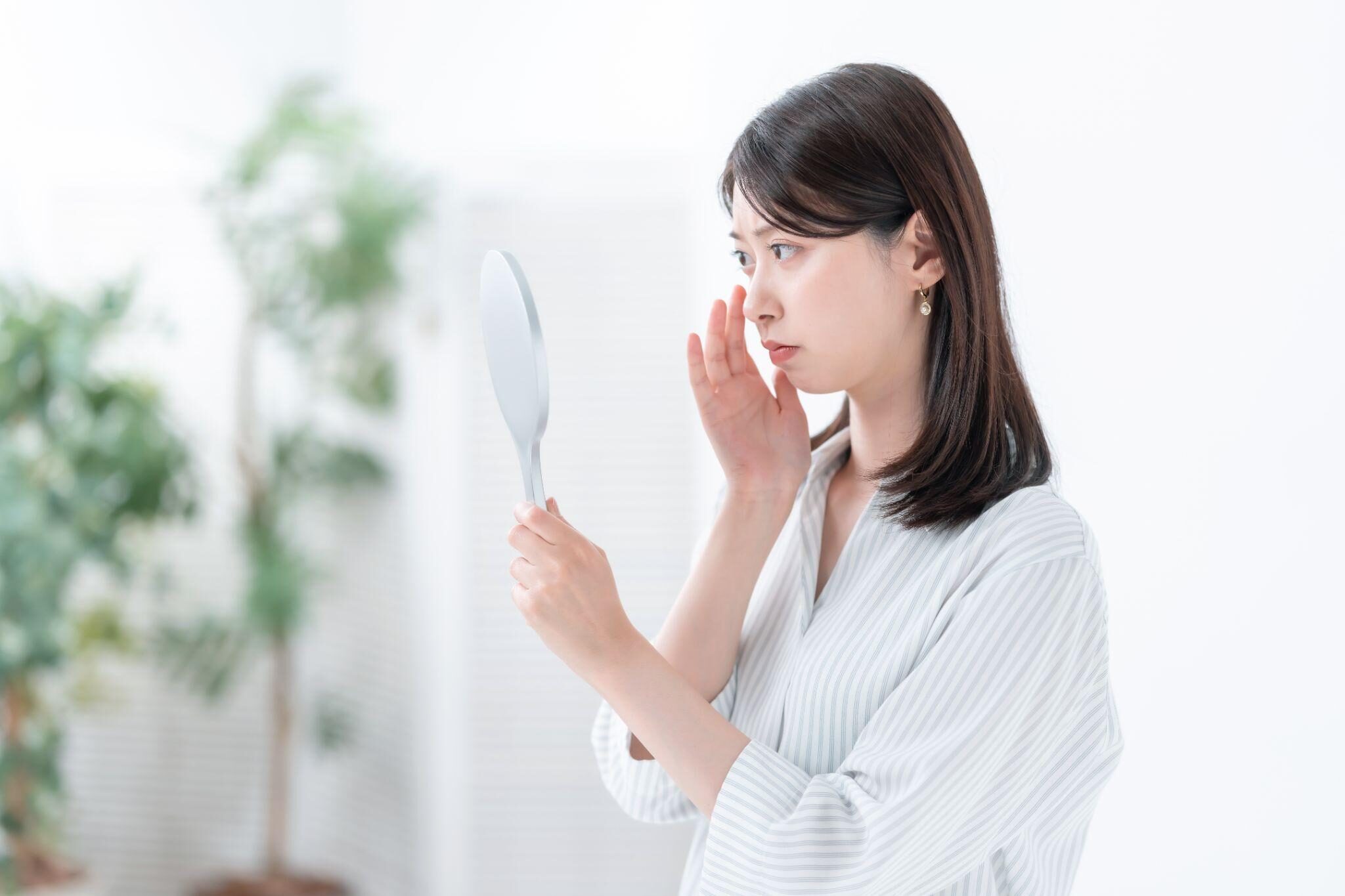 鼻中隔湾曲症の確かめ方｜セルフチェックや医療機関の検査方法を解説