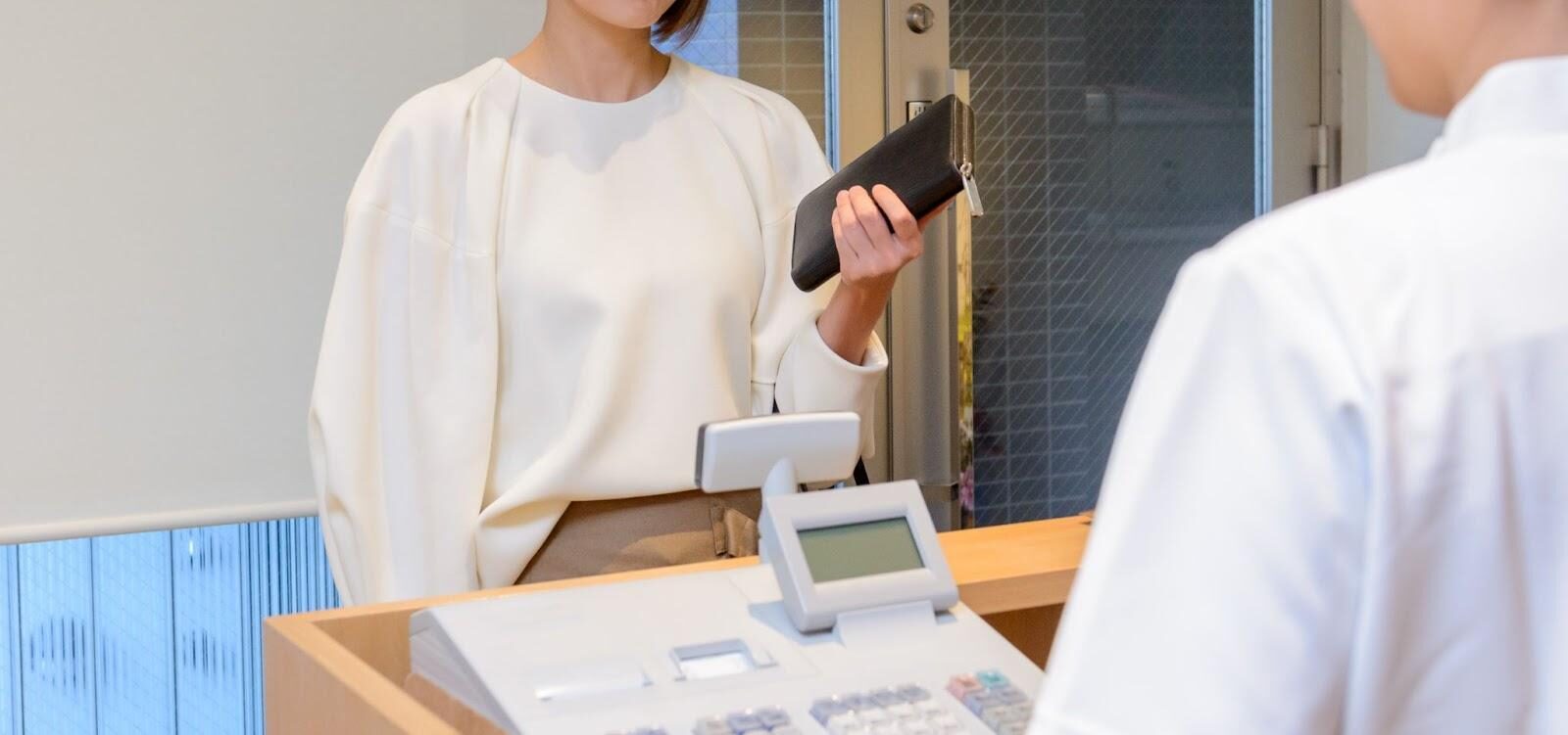 出っ歯のマウスピース矯正にかかる費用